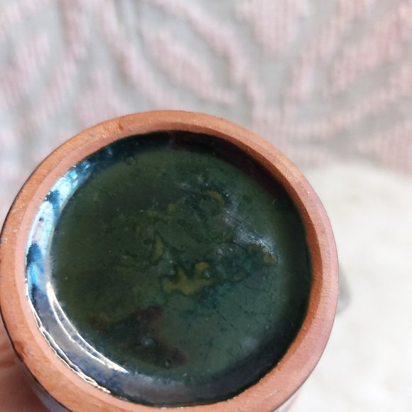 Vintage Blue Mountain Pottery Creamer Pitcher 5"H x 4"W - Picture 3 of 7